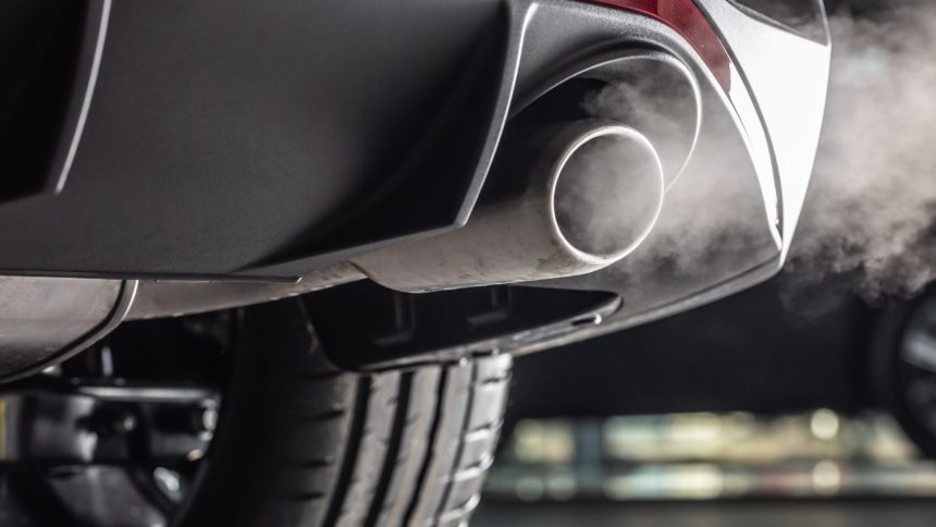 Ligne d'échappement : ce que la réglementation 2026 change vraiment pour les automobilistes