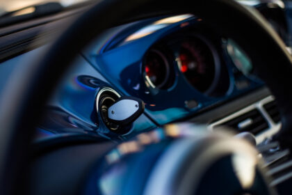 Volant sport : ce qu'il faut savoir avant de changer celui de sa voiture